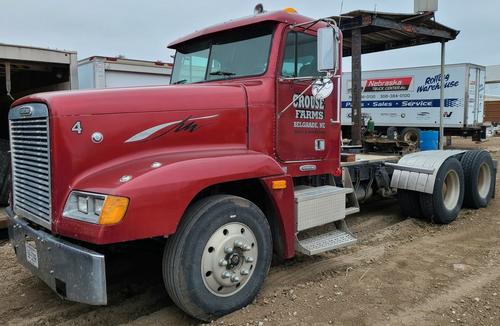 FREIGHTLINER FLD120