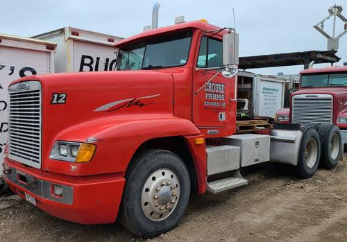 FREIGHTLINER FLD120