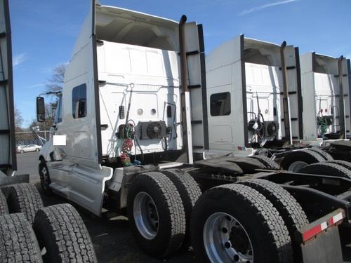 INTERNATIONAL PROSTAR 122