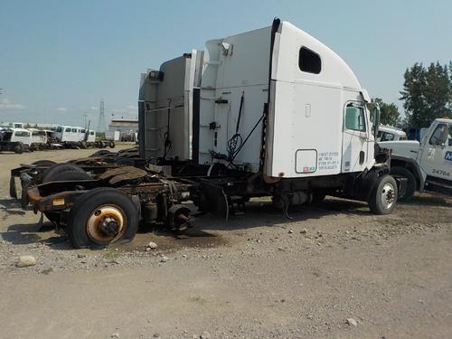 FREIGHTLINER COLUMBIA