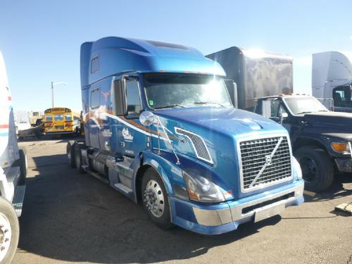 VOLVO VNL