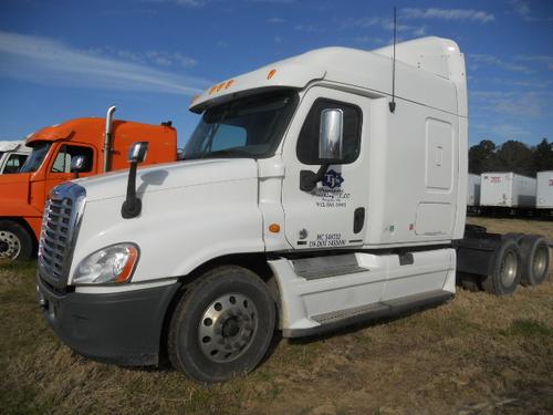 FREIGHTLINER Cascadia