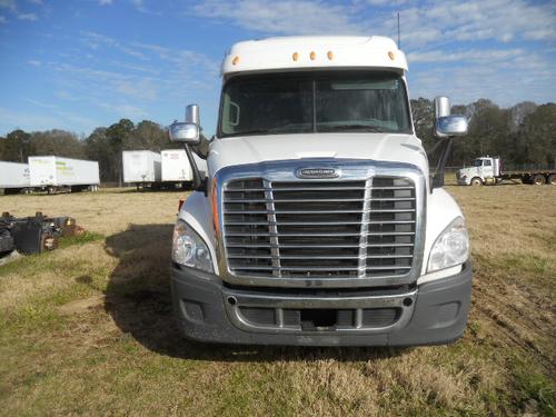 FREIGHTLINER Cascadia