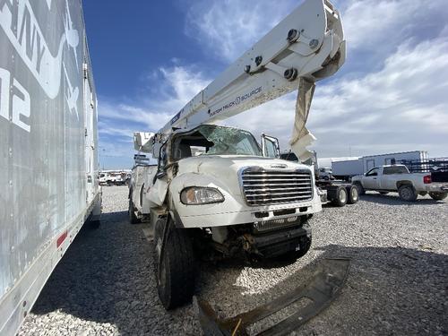 FREIGHTLINER M2 106