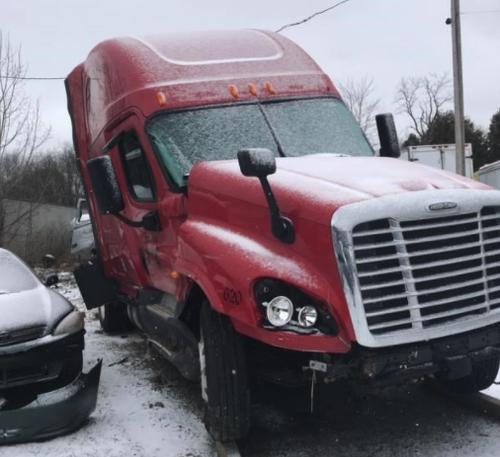 FREIGHTLINER CASCADIA