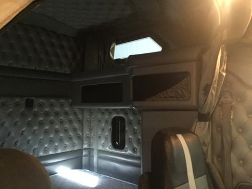 KENWORTH T660