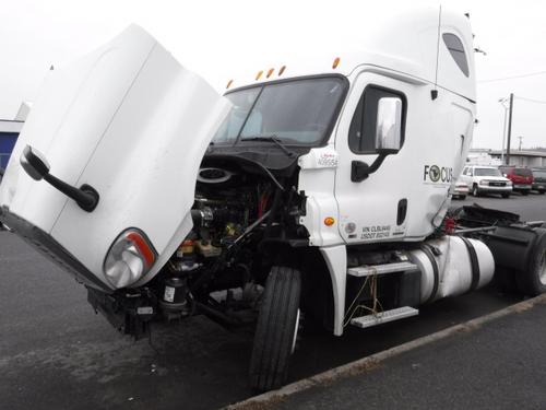 FREIGHTLINER CASCADIA 125