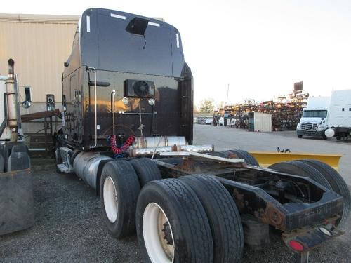 PETERBILT 587