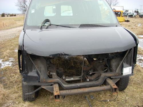 CHEVROLET EXPRESS 2500 VAN