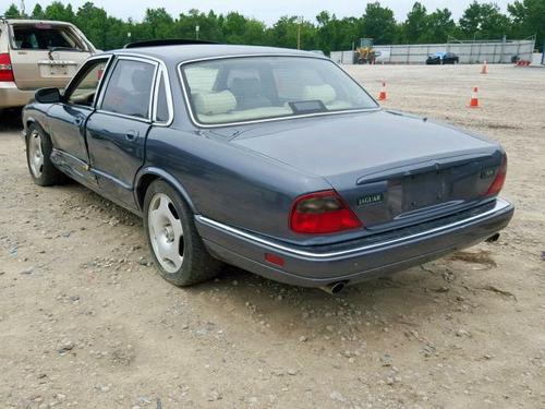 JAGUAR XJ6