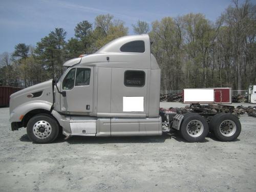 PETERBILT 587