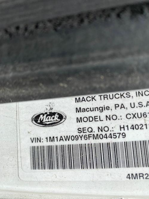 MACK CXU613