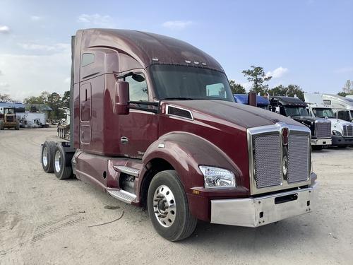 KENWORTH T880