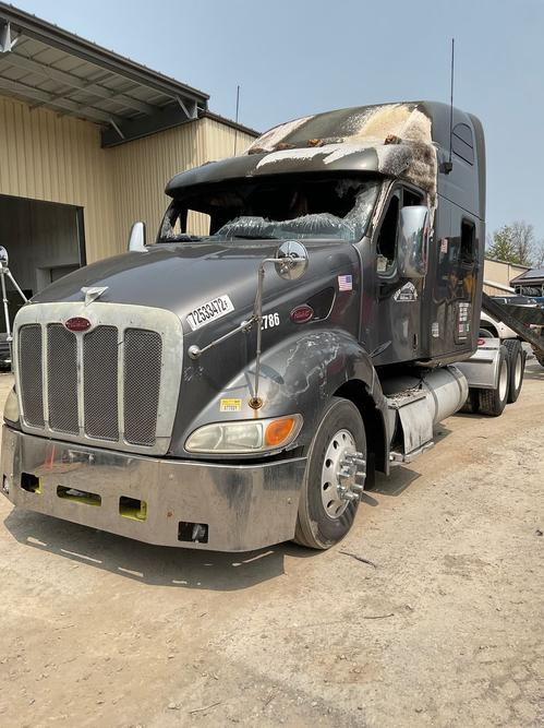 PETERBILT 387