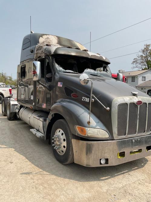 PETERBILT 387