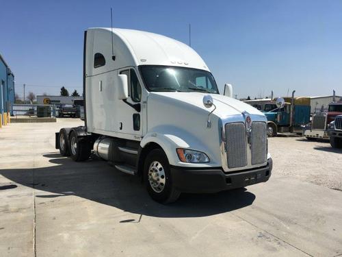 KENWORTH T700