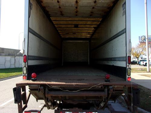 PETERBILT 335