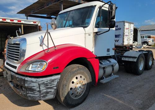 FREIGHTLINER COLUMBIA