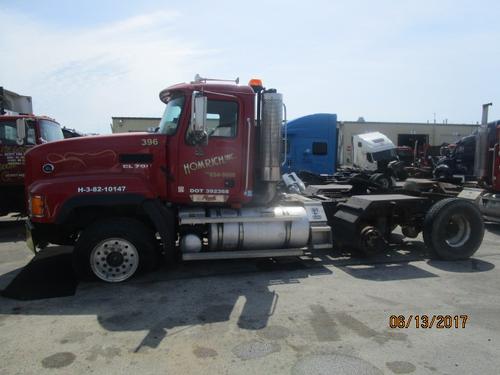 MACK CL733