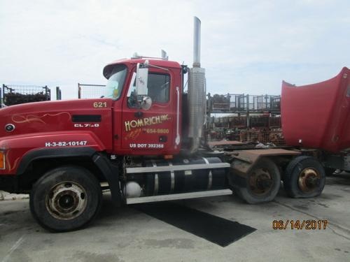 MACK CL733