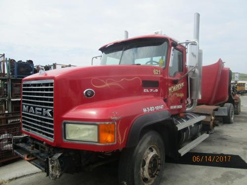 MACK CL733