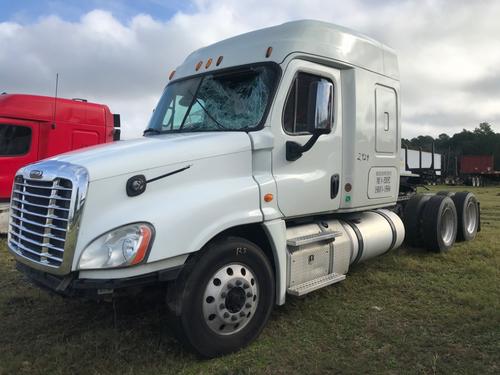 FREIGHTLINER Cascadia