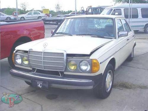 MERCEDES-BENZ MERCEDES 240D