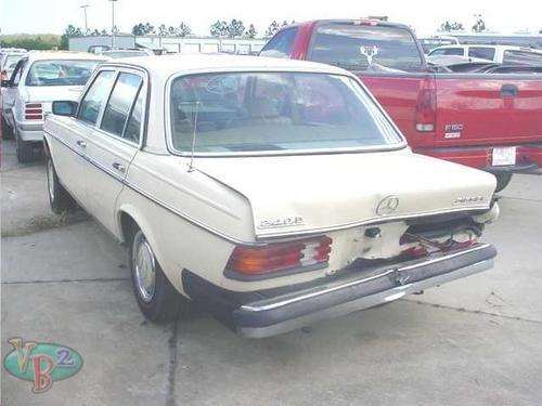 MERCEDES-BENZ MERCEDES 240D