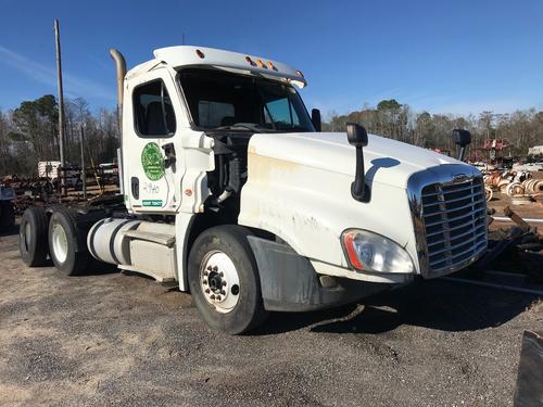 FREIGHTLINER Cascadia