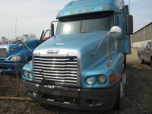 FREIGHTLINER COLUMBIA 120