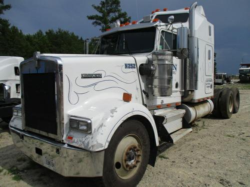 KENWORTH W900