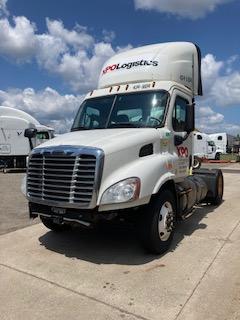 FREIGHTLINER CASCADIA 113