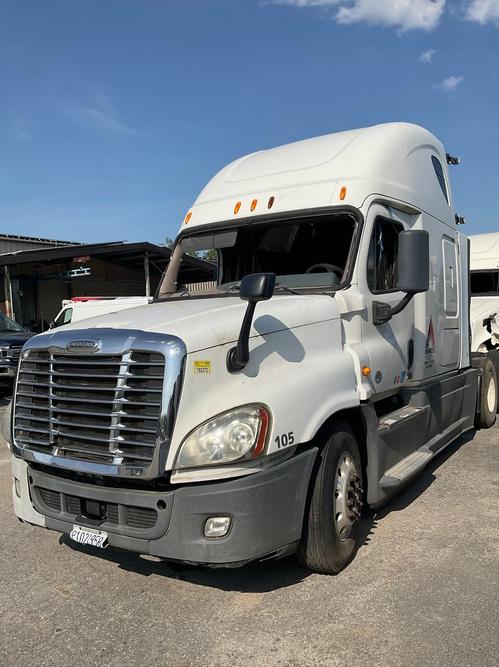 FREIGHTLINER CASCADIA 125