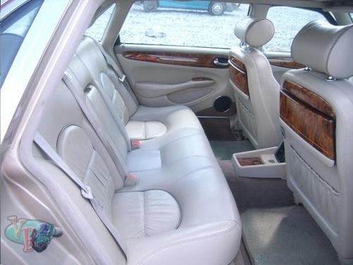 JAGUAR XJ8