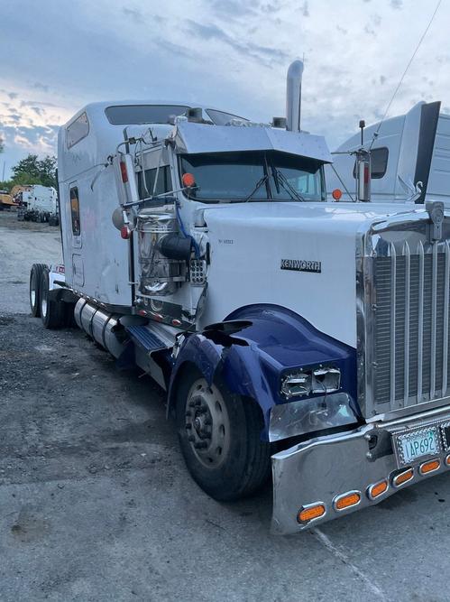 KENWORTH W900