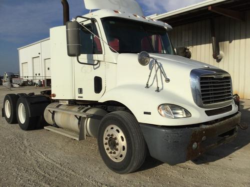 FREIGHTLINER COLUMBIA 112