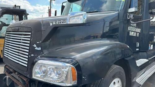 FREIGHTLINER CST120