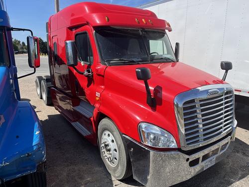 FREIGHTLINER CASCADIA 125