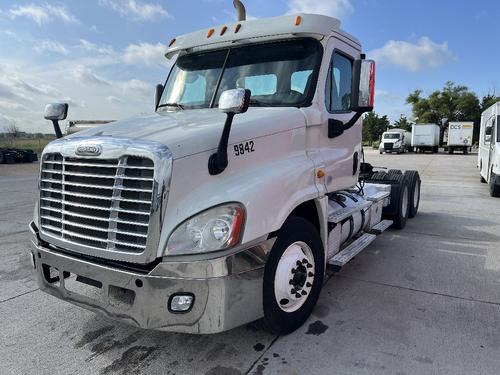 FREIGHTLINER CASCADIA 125