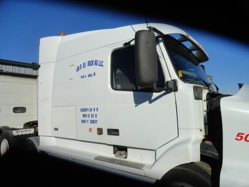 VOLVO VNL 660