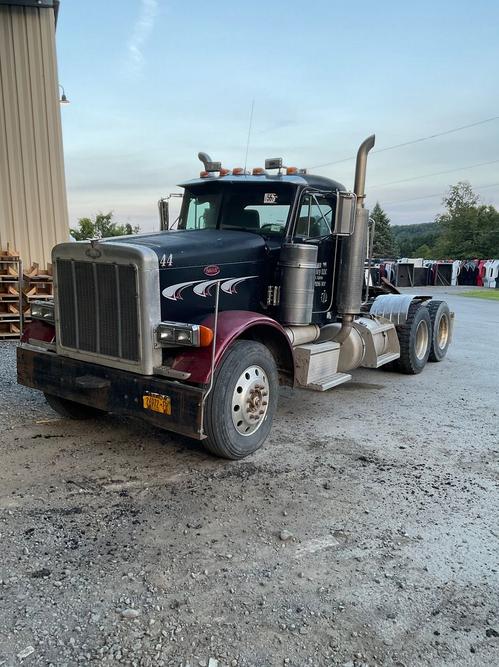 PETERBILT 379
