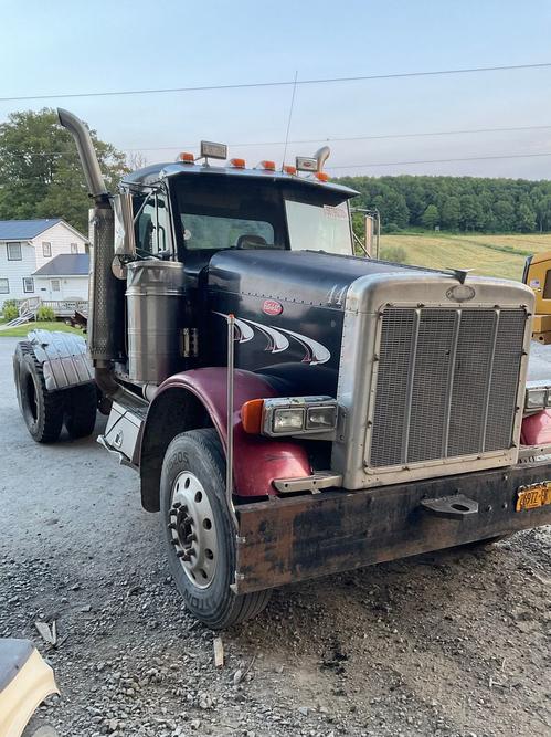 PETERBILT 379