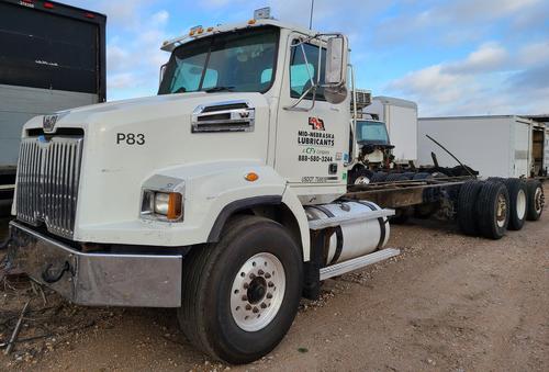 WESTERN STAR TR 4700SB