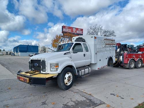 FORD F750