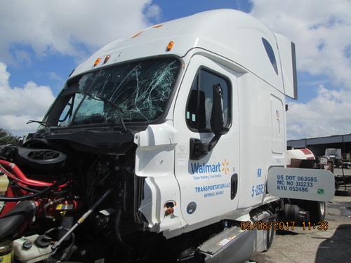 FREIGHTLINER CASCADIA 125