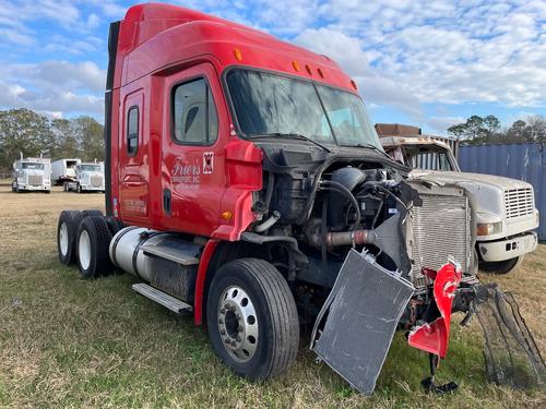 FREIGHTLINER Cascadia