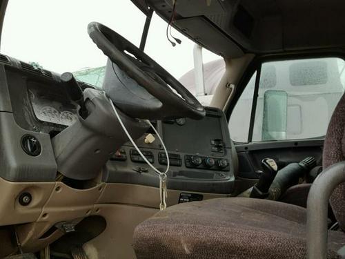 FREIGHTLINER CASCADIA