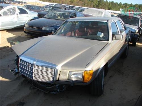 MERCEDES-BENZ MERCEDES 560