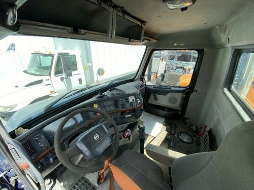 VOLVO VNM