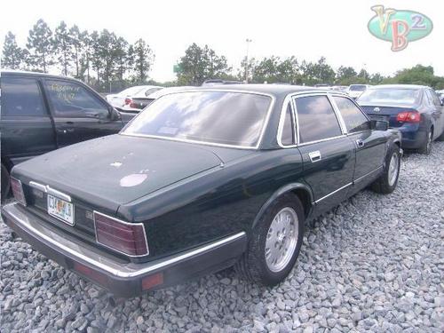 JAGUAR XJ6